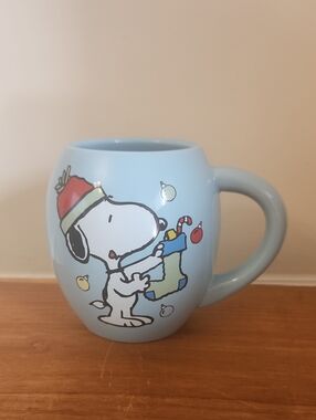 2014 Snoopy Peanuts Woodstock Holiday Season Coffee Mug Cup Christmas 4.5"